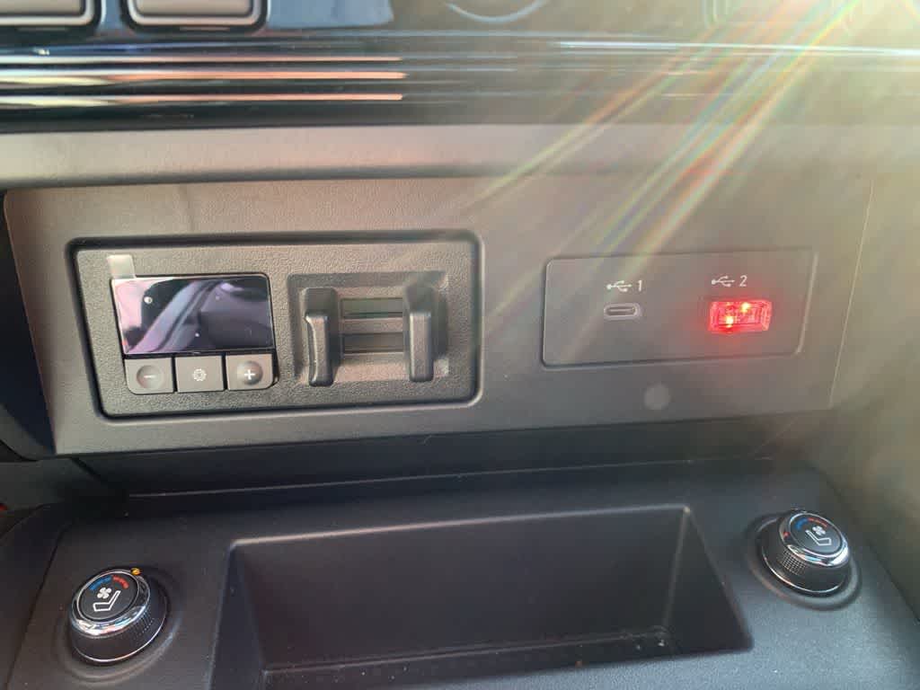 Thumbnail: 2023 Nissan Titan - 15