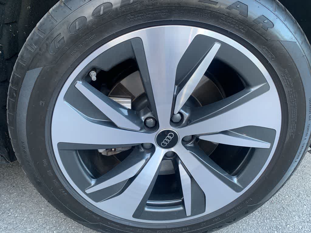 Thumbnail: 2024 Audi Q8 e-tron - 33