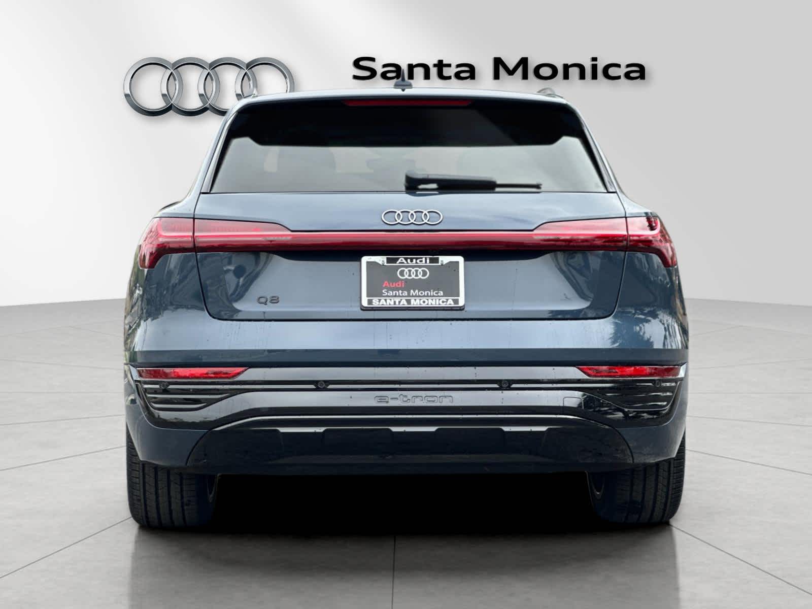 Thumbnail: 2024 Audi Q8 e-tron - 7