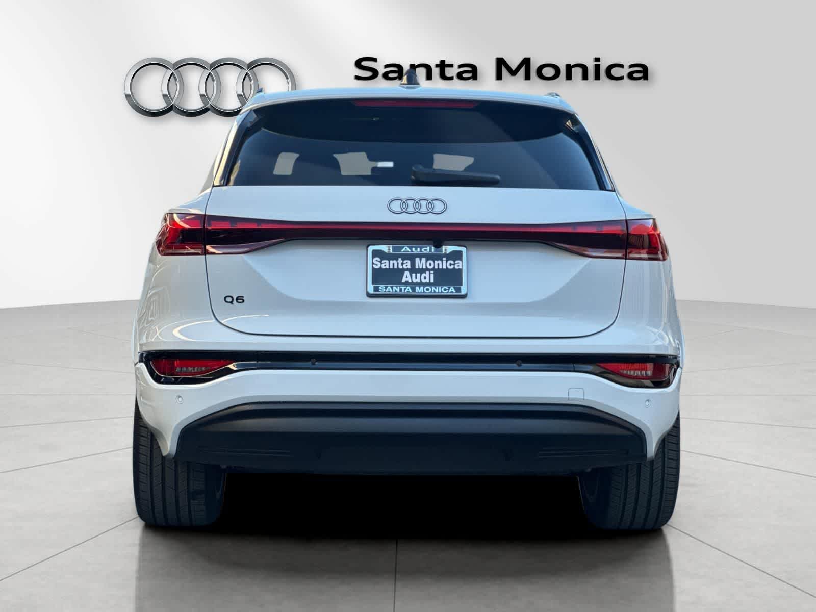 Thumbnail: 2025 Audi Q6 e-tron - 7