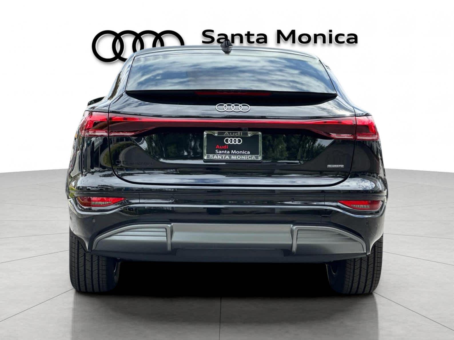 Thumbnail: 2027 Audi Q6 e-tron - 7
