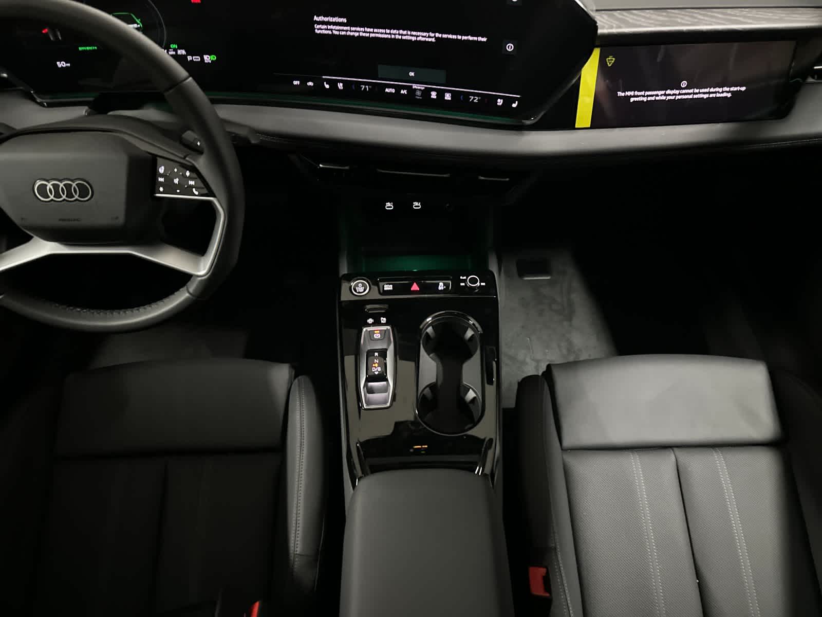 Thumbnail: 2025 Audi e-tron - 3