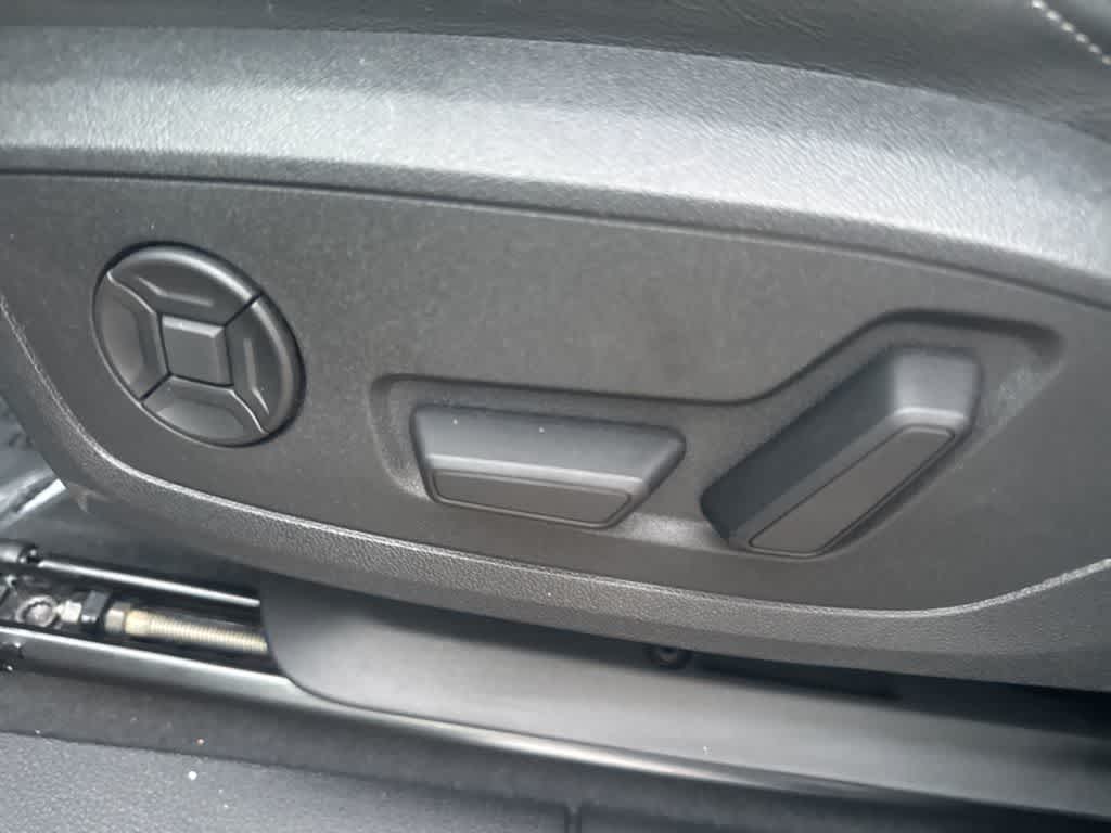 Thumbnail: 2024 Audi Q3 - 31