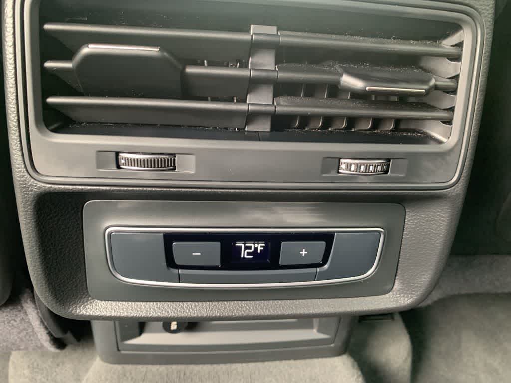 Thumbnail: 2025 Audi Q7 - 20