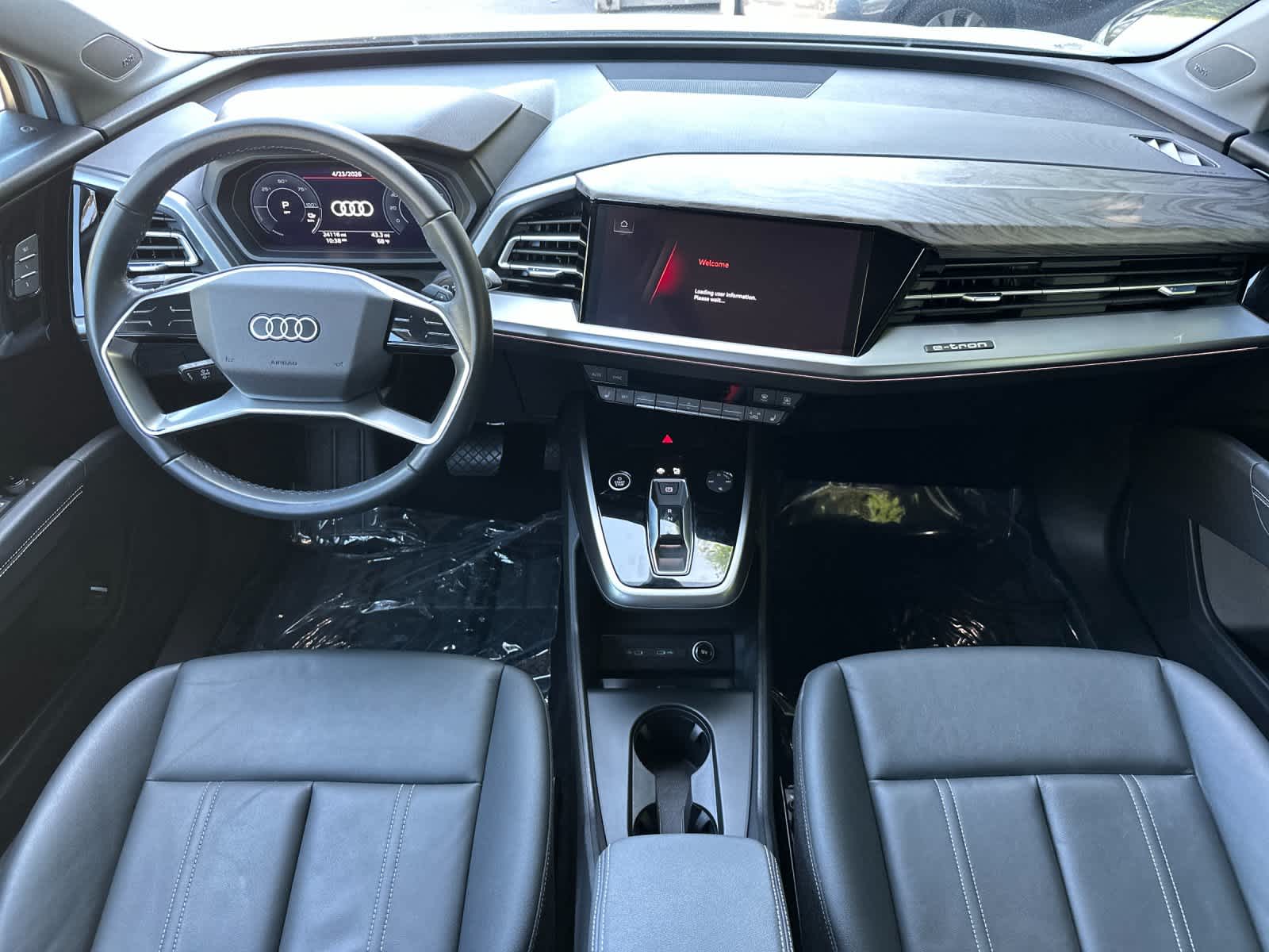 Thumbnail: 2023 Audi Q4 e-tron - 3