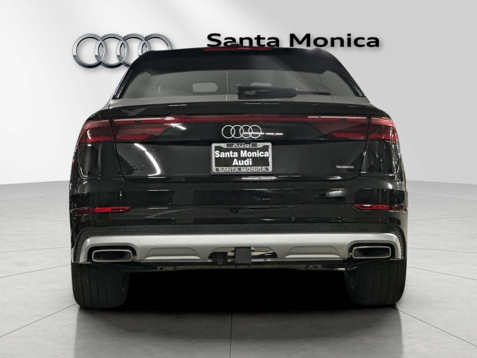 Thumbnail: 2026 Audi Q8 - 7