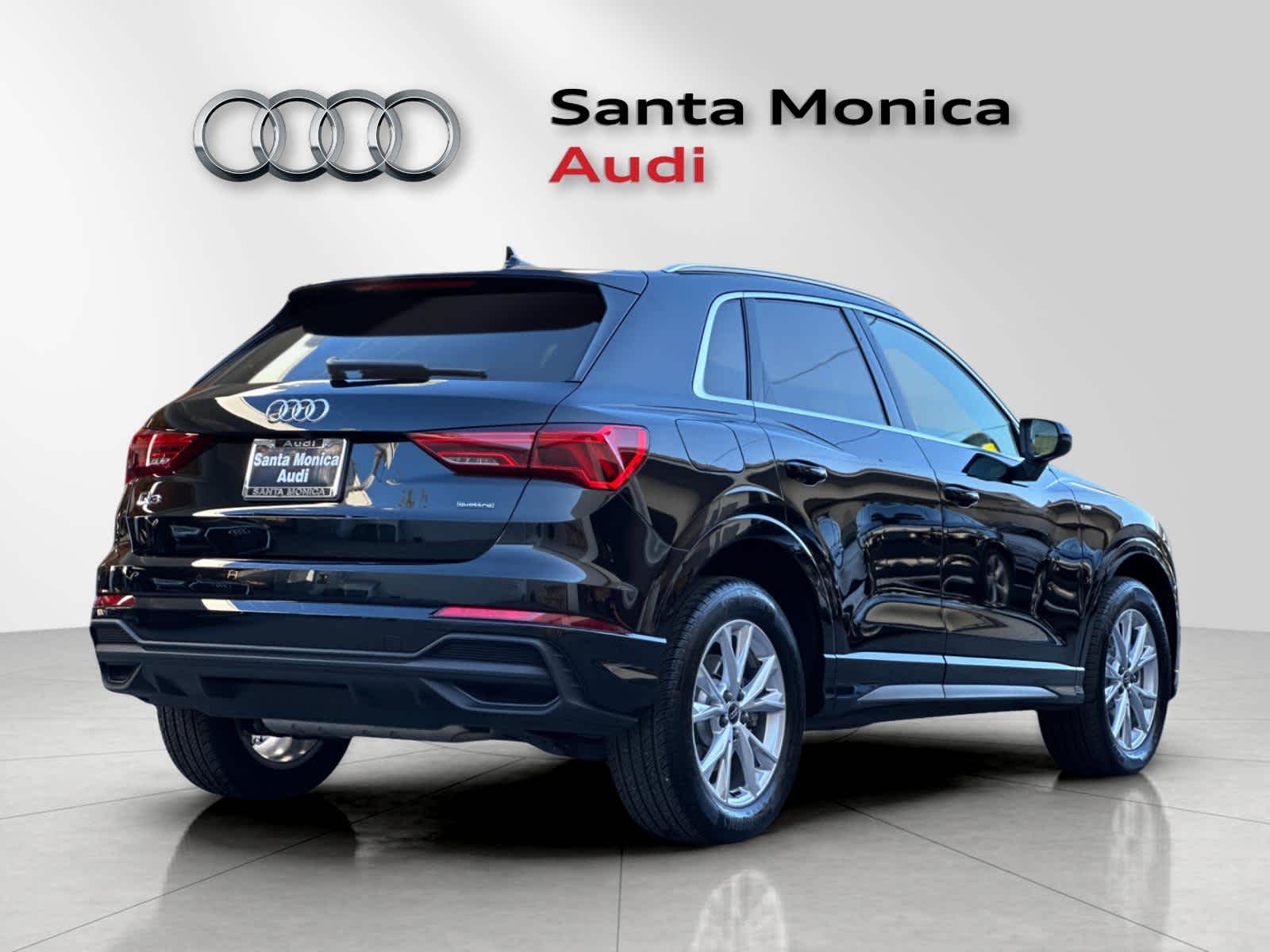Thumbnail: 2025 Audi Q3 - 2