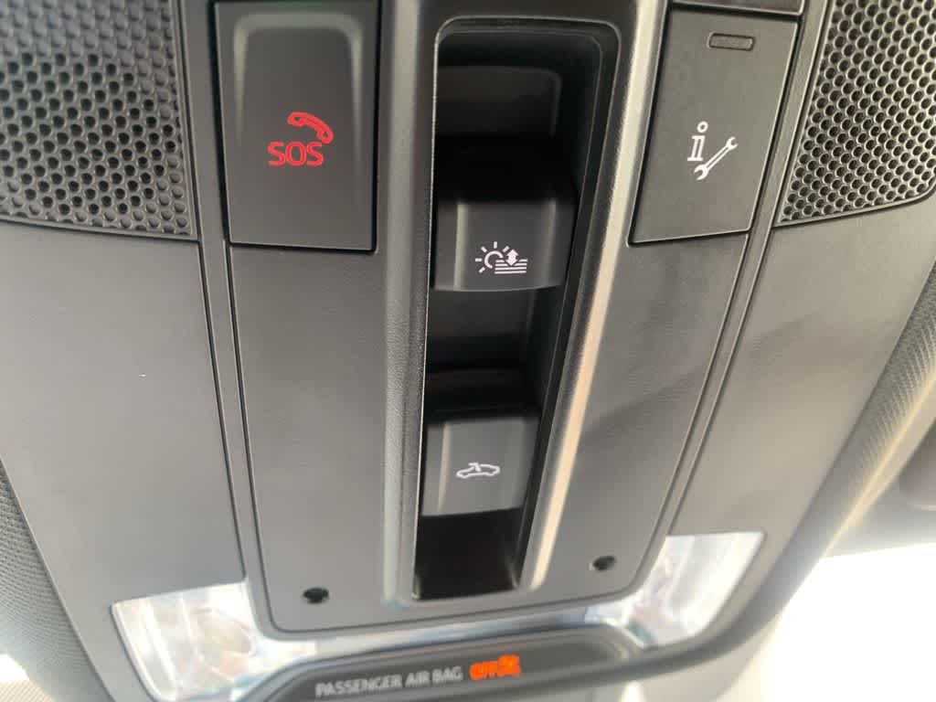 Thumbnail: 2022 Audi Q3 - 11