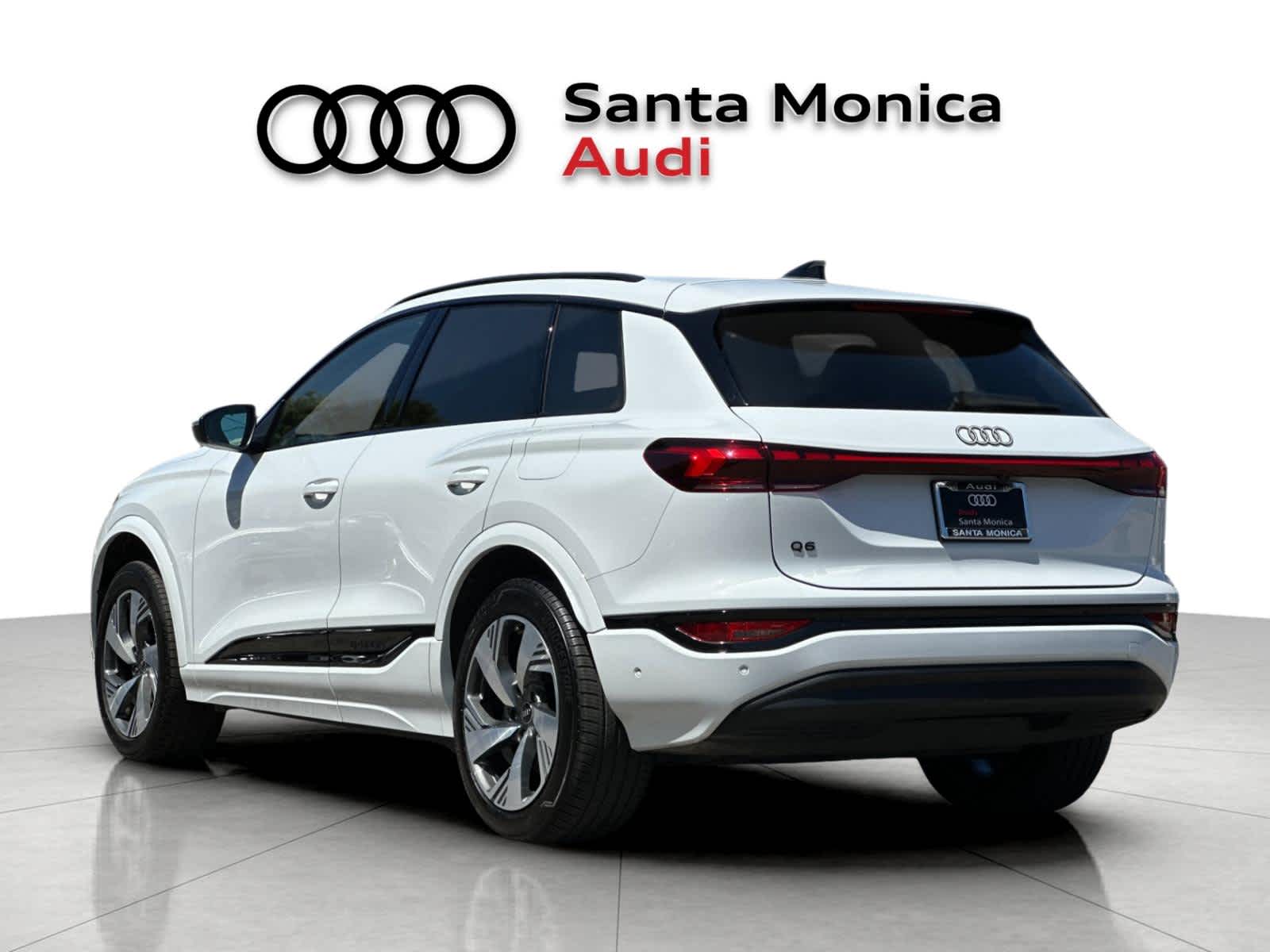 Thumbnail: 2025 Audi Q6 e-tron - 6