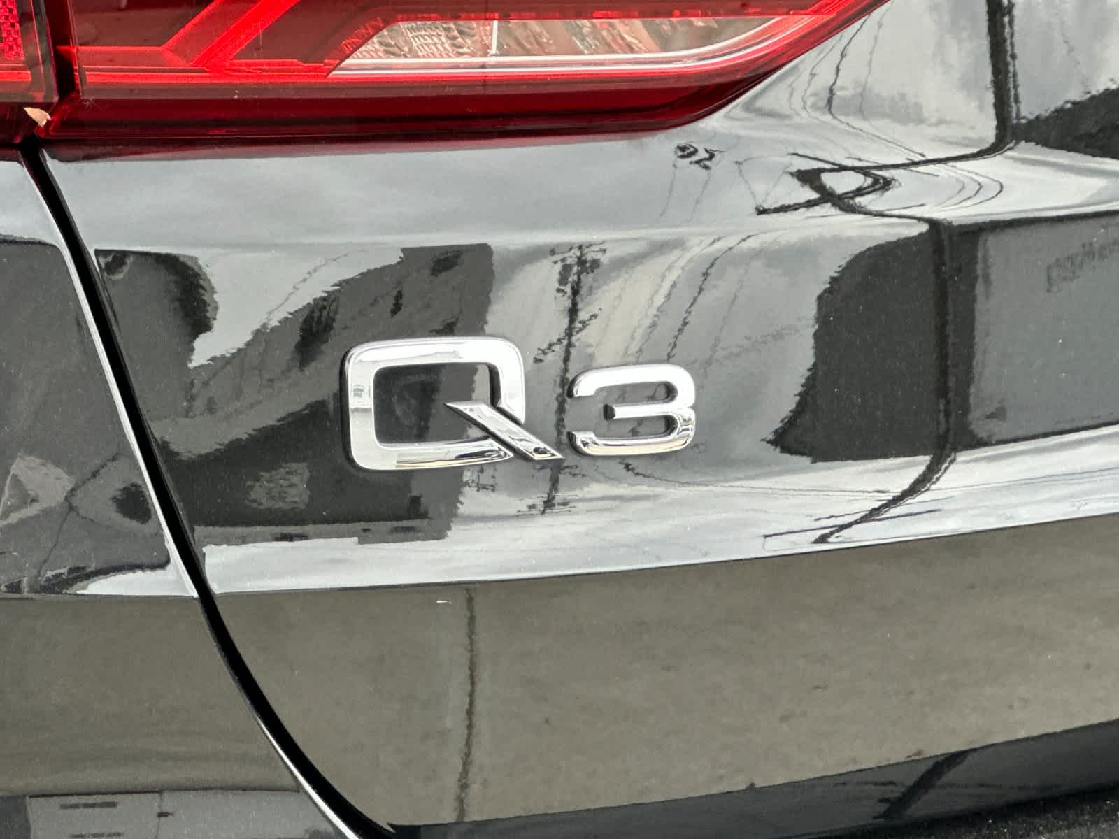 Thumbnail: 2023 Audi Q3 - 27