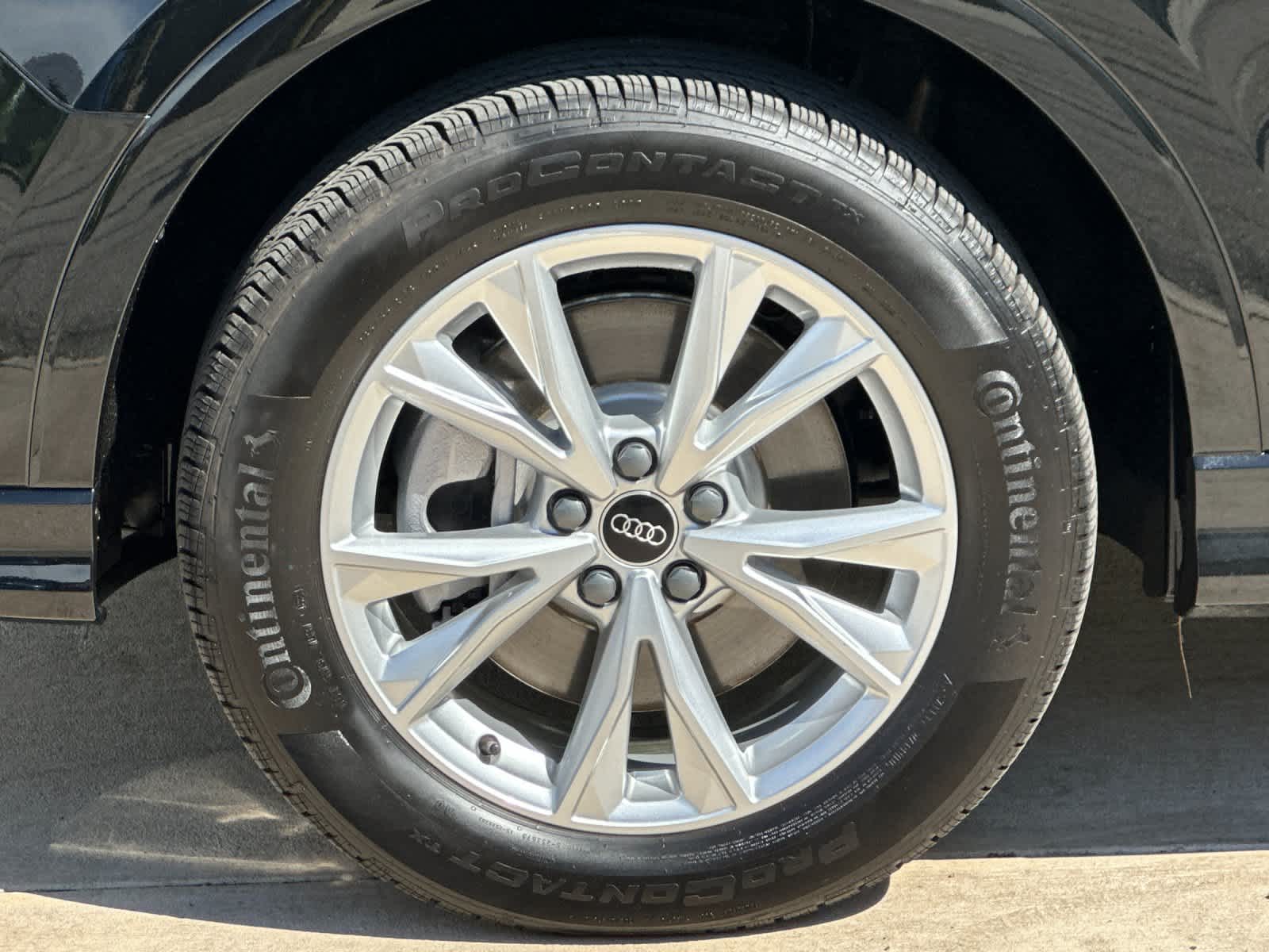 Thumbnail: 2025 Audi Q3 - 26