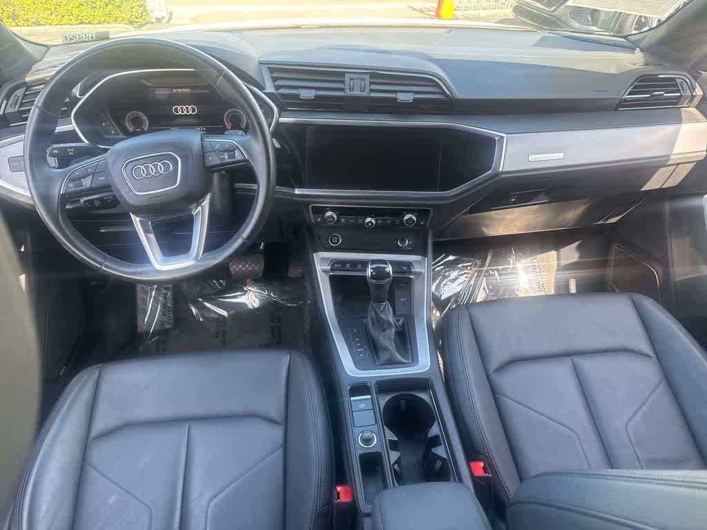 Thumbnail: 2023 Audi Q3 - 12