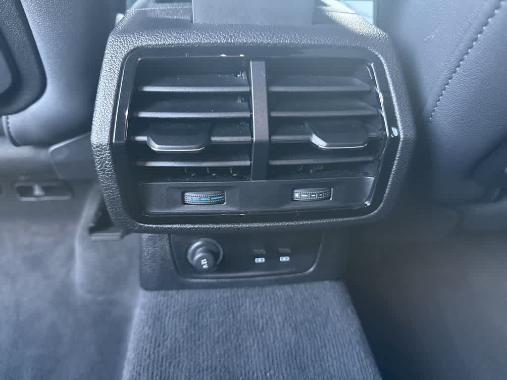 Thumbnail: 2024 Audi Q3 - 34