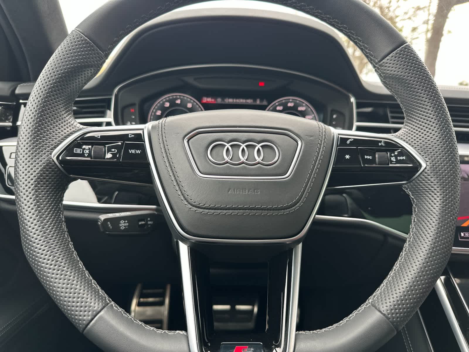 Thumbnail: 2024 Audi S8 - 22