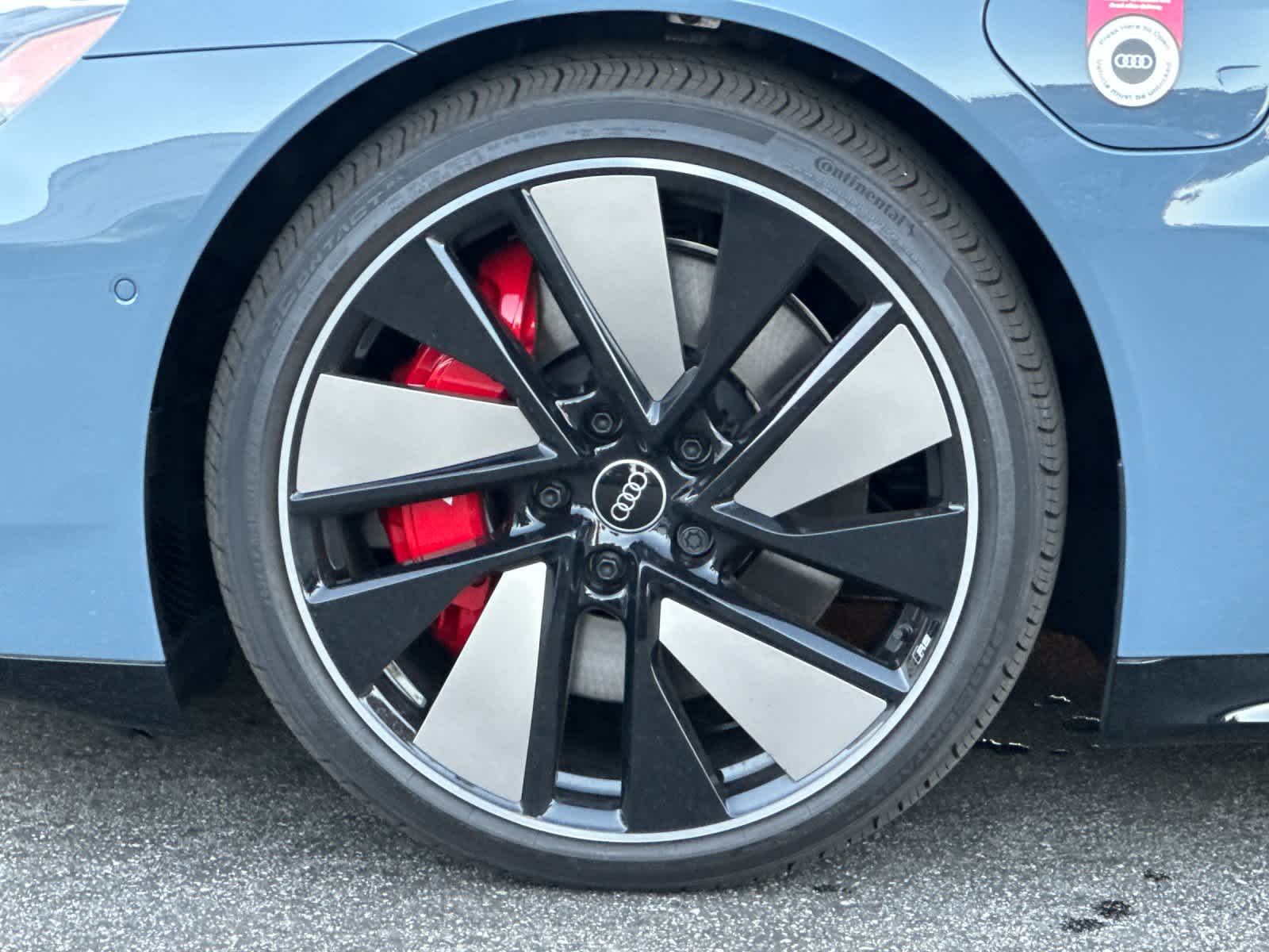 Thumbnail: 2026 Audi e-tron GT - 26