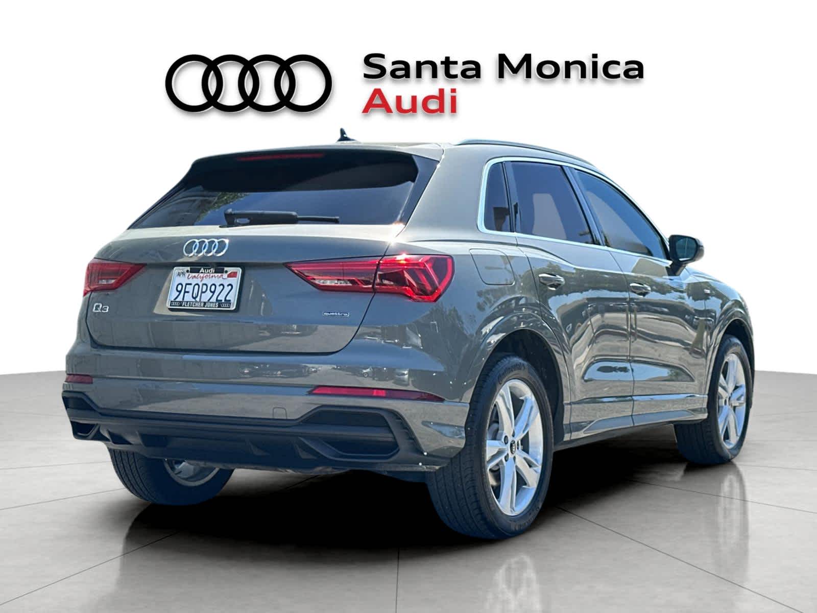 Thumbnail: 2023 Audi Q3 - 2