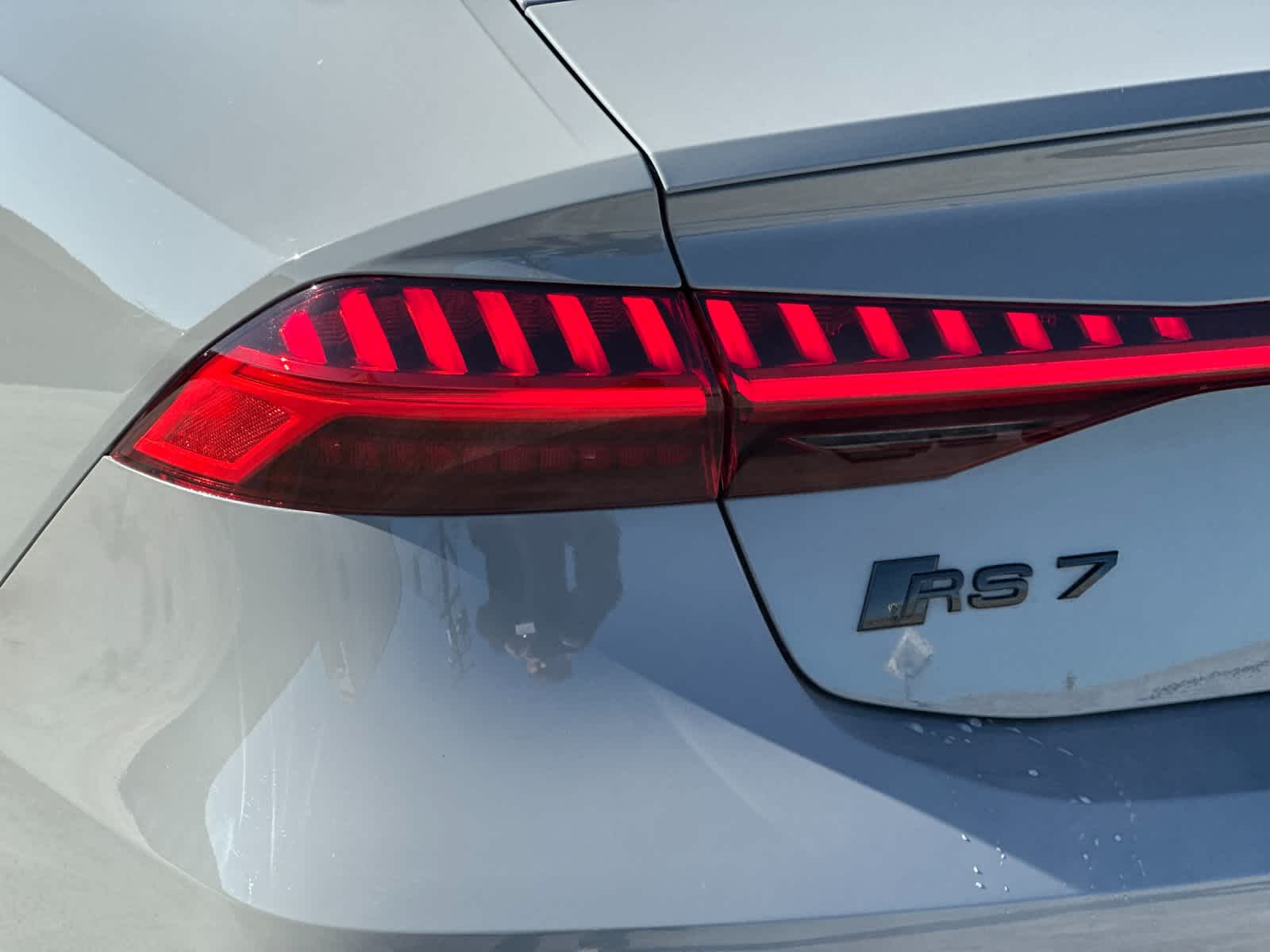 Thumbnail: 2021 Audi RS 7 - 27