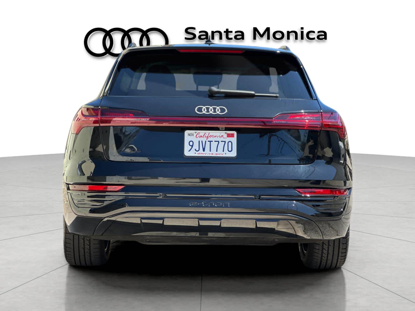 Thumbnail: 2024 Audi Q8 e-tron - 7