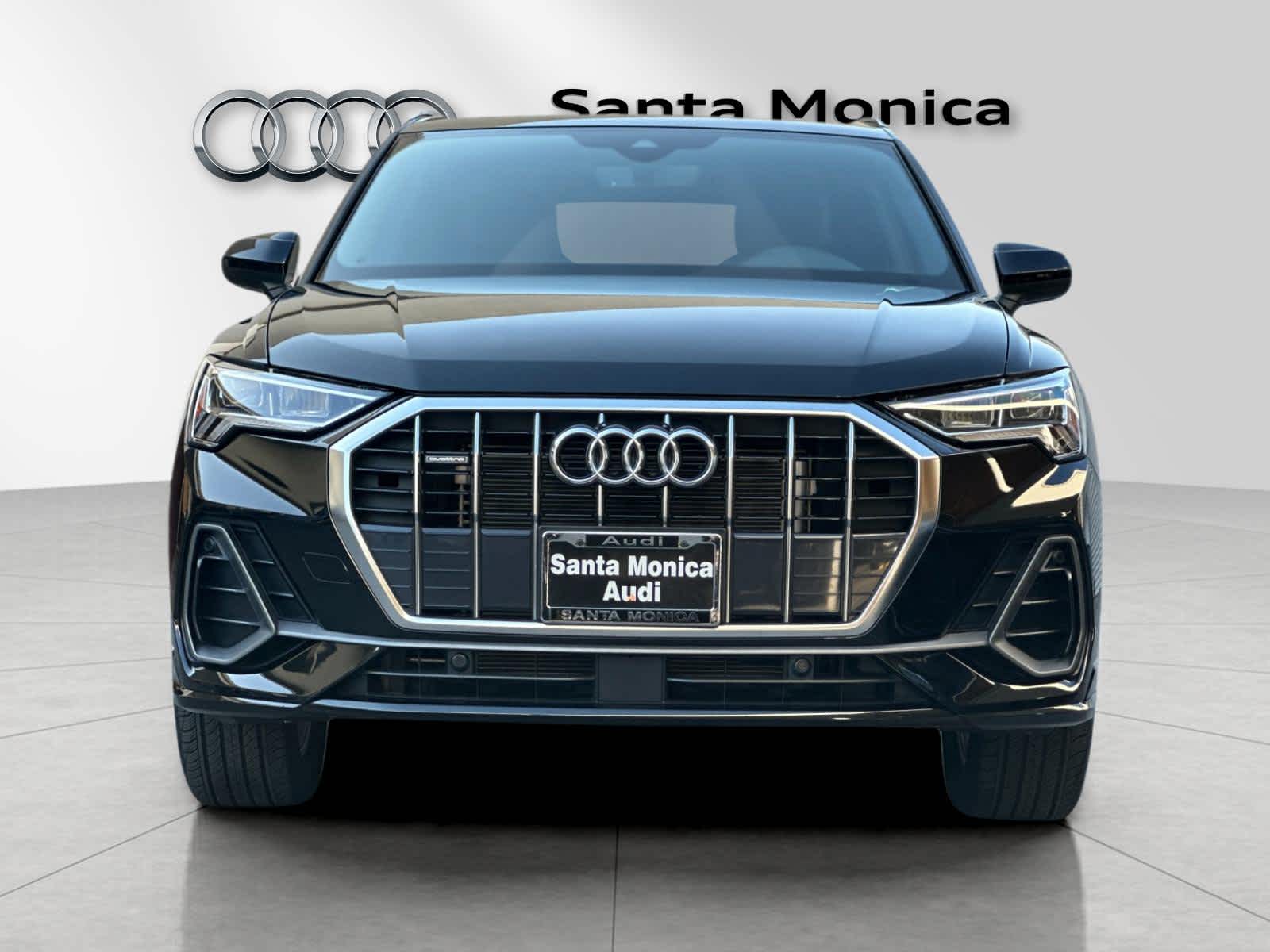 Thumbnail: 2025 Audi Q3 - 10