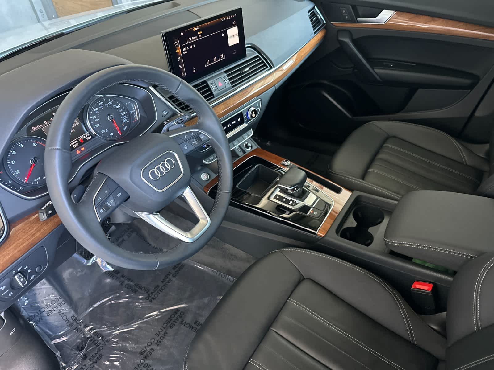Thumbnail: 2023 Audi Q5 - 11