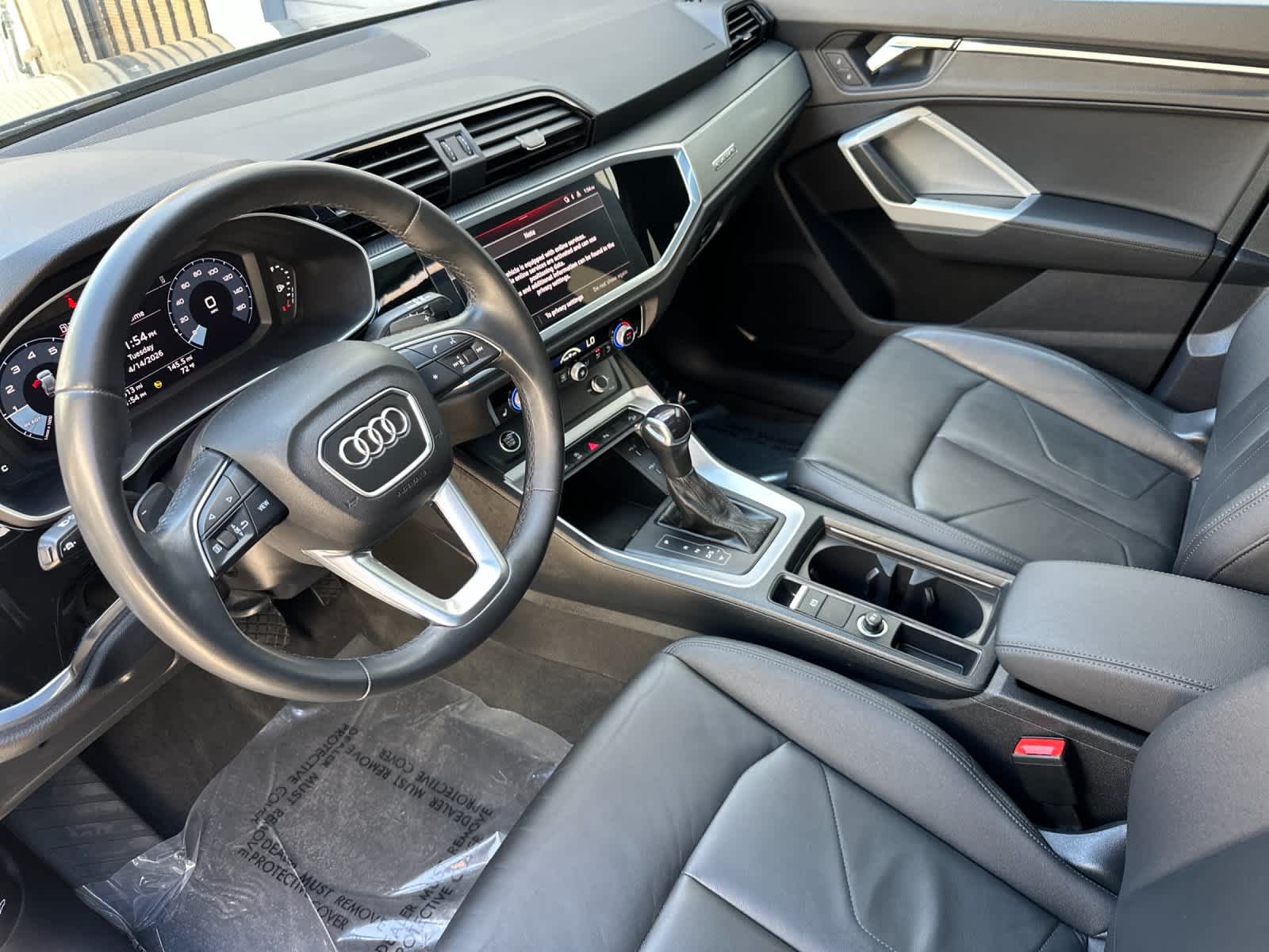 Thumbnail: 2023 Audi Q3 - 11