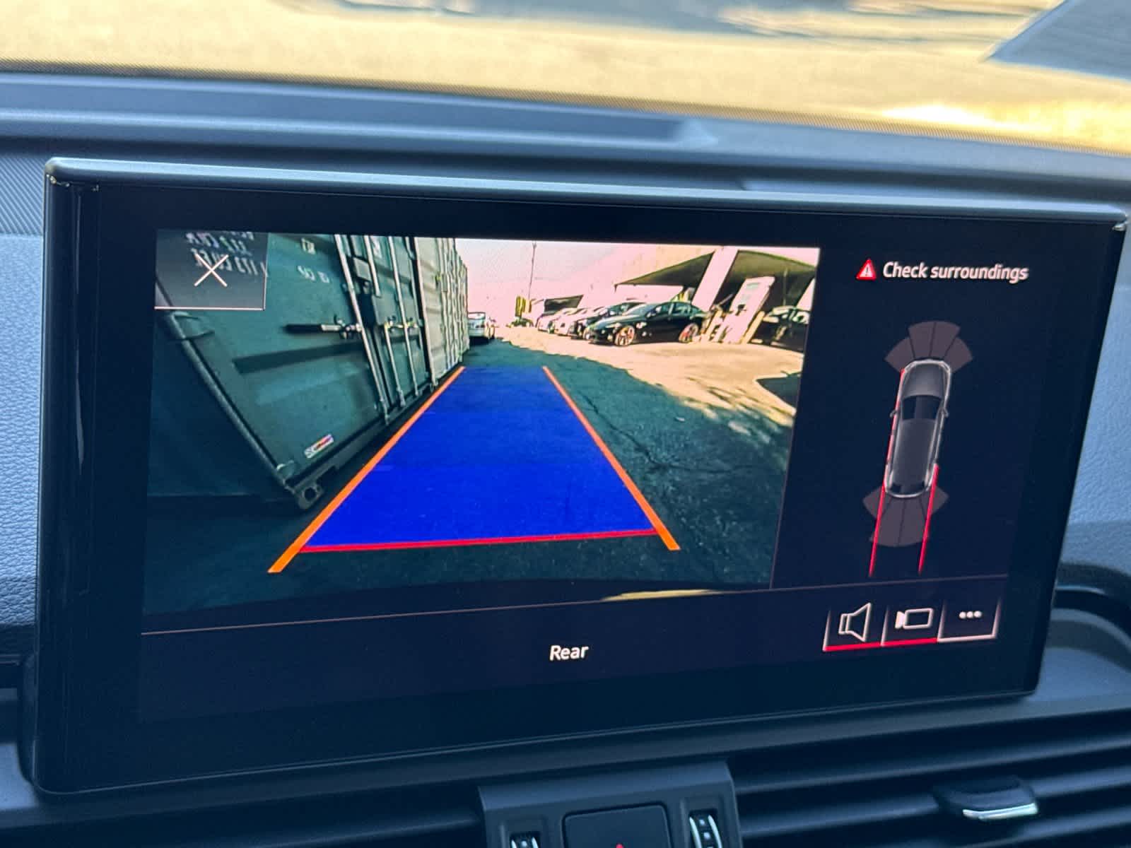 Thumbnail: 2023 Audi Q5 - 19