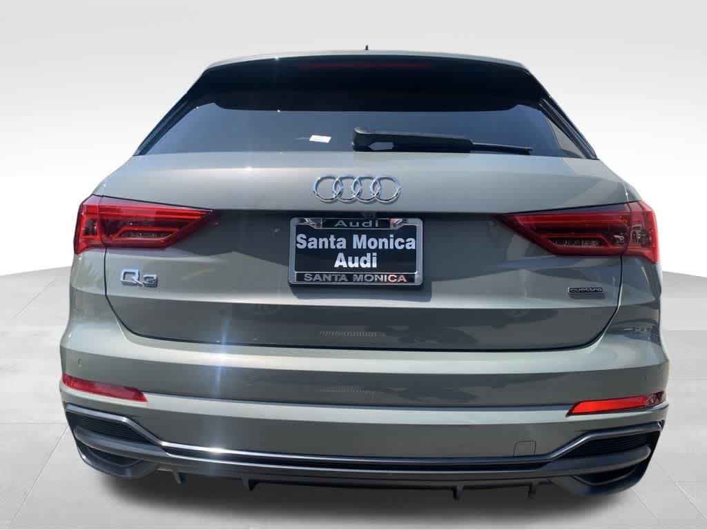 Thumbnail: 2022 Audi Q3 - 6
