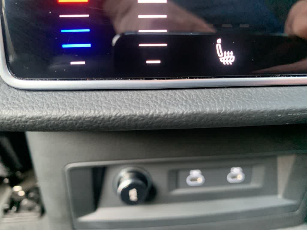 Thumbnail: 2022 Audi Q7 - 31