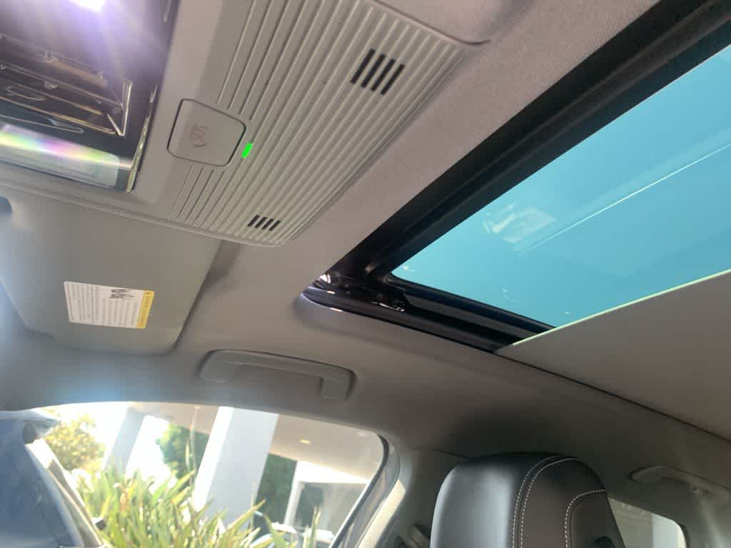 Thumbnail: 2023 Audi Q4 e-tron - 26