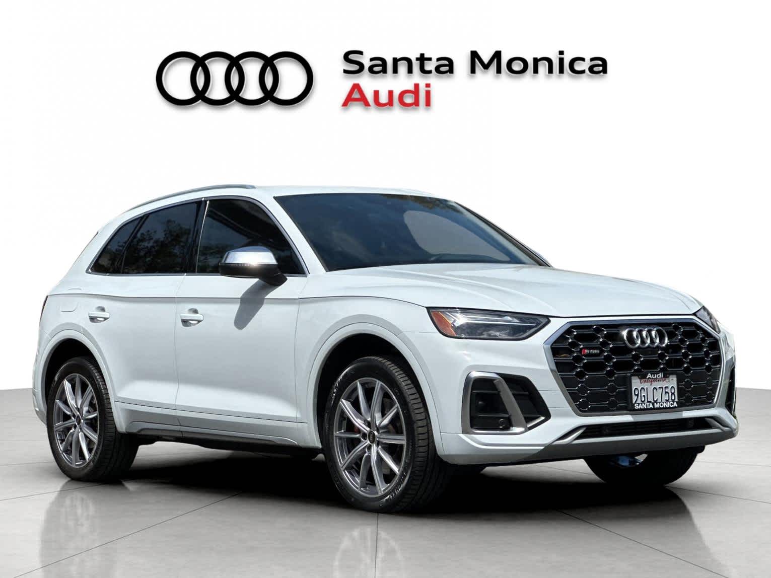Thumbnail: 2023 Audi SQ5 - 8