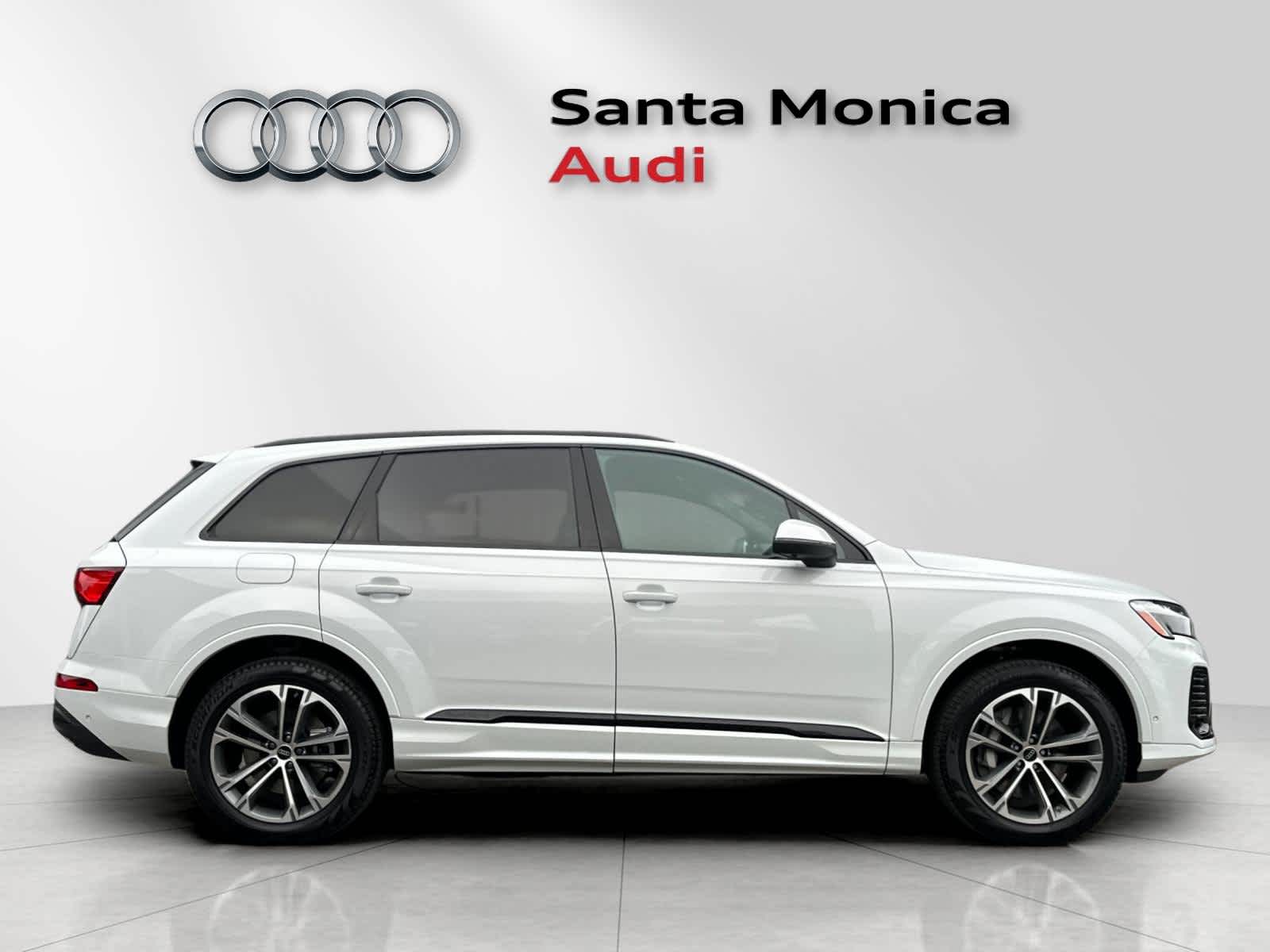 Thumbnail: 2026 Audi Q7 - 8