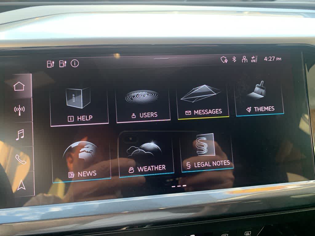 Thumbnail: 2024 Audi Q4 e-tron - 11