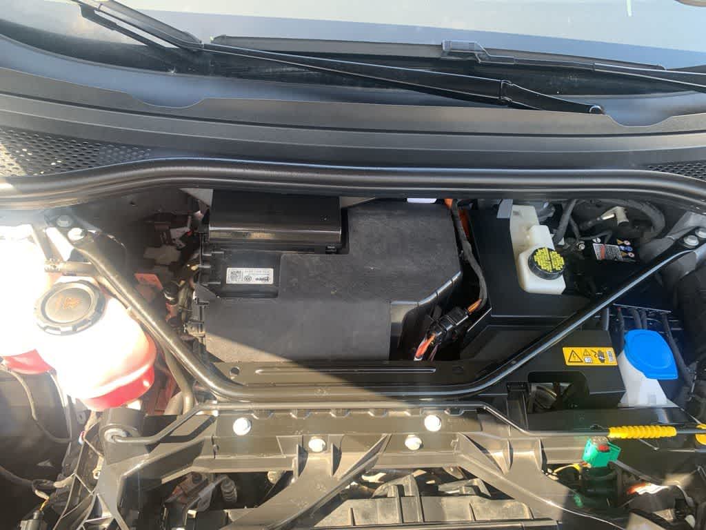 Thumbnail: 2023 Audi Q4 e-tron - 46