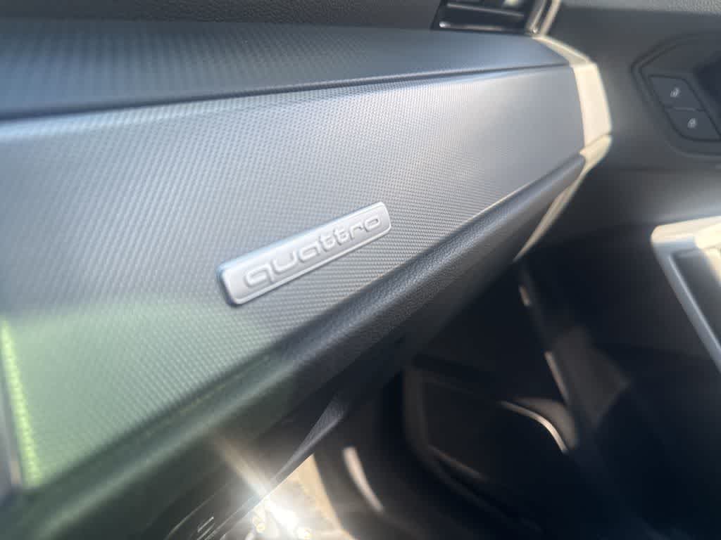 Thumbnail: 2023 Audi Q3 - 27