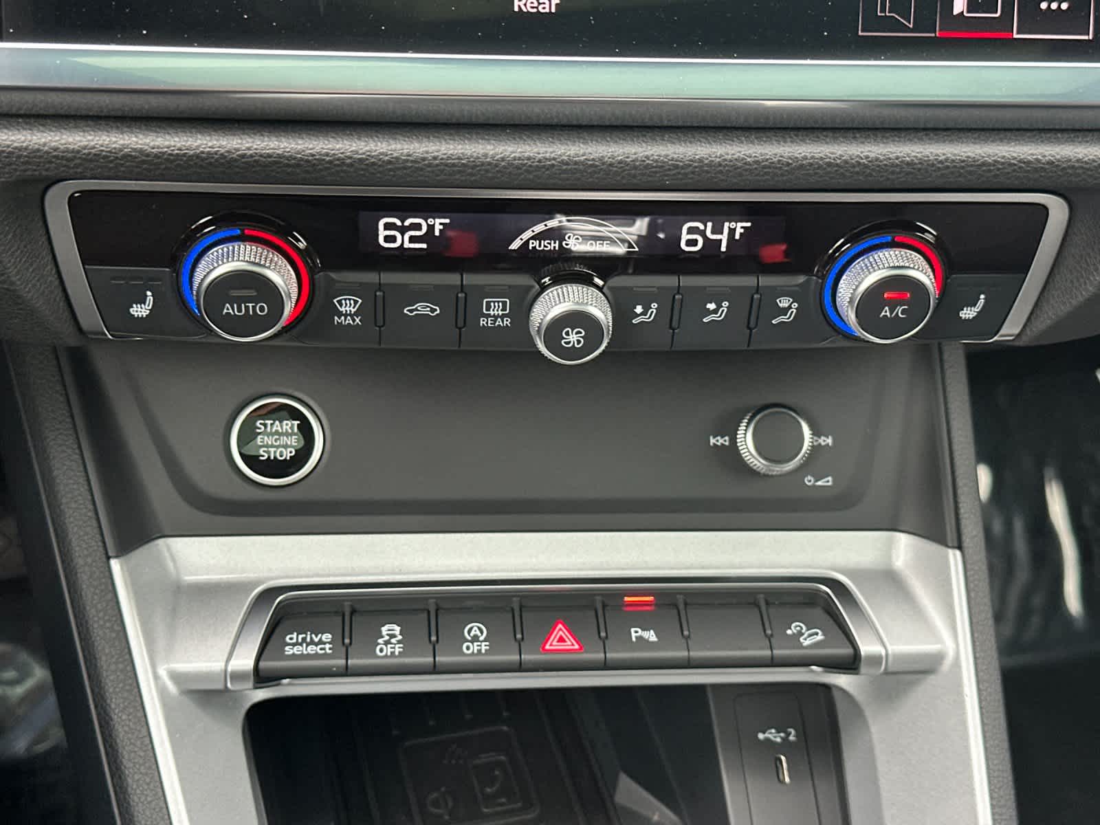 Thumbnail: 2024 Audi Q3 - 20