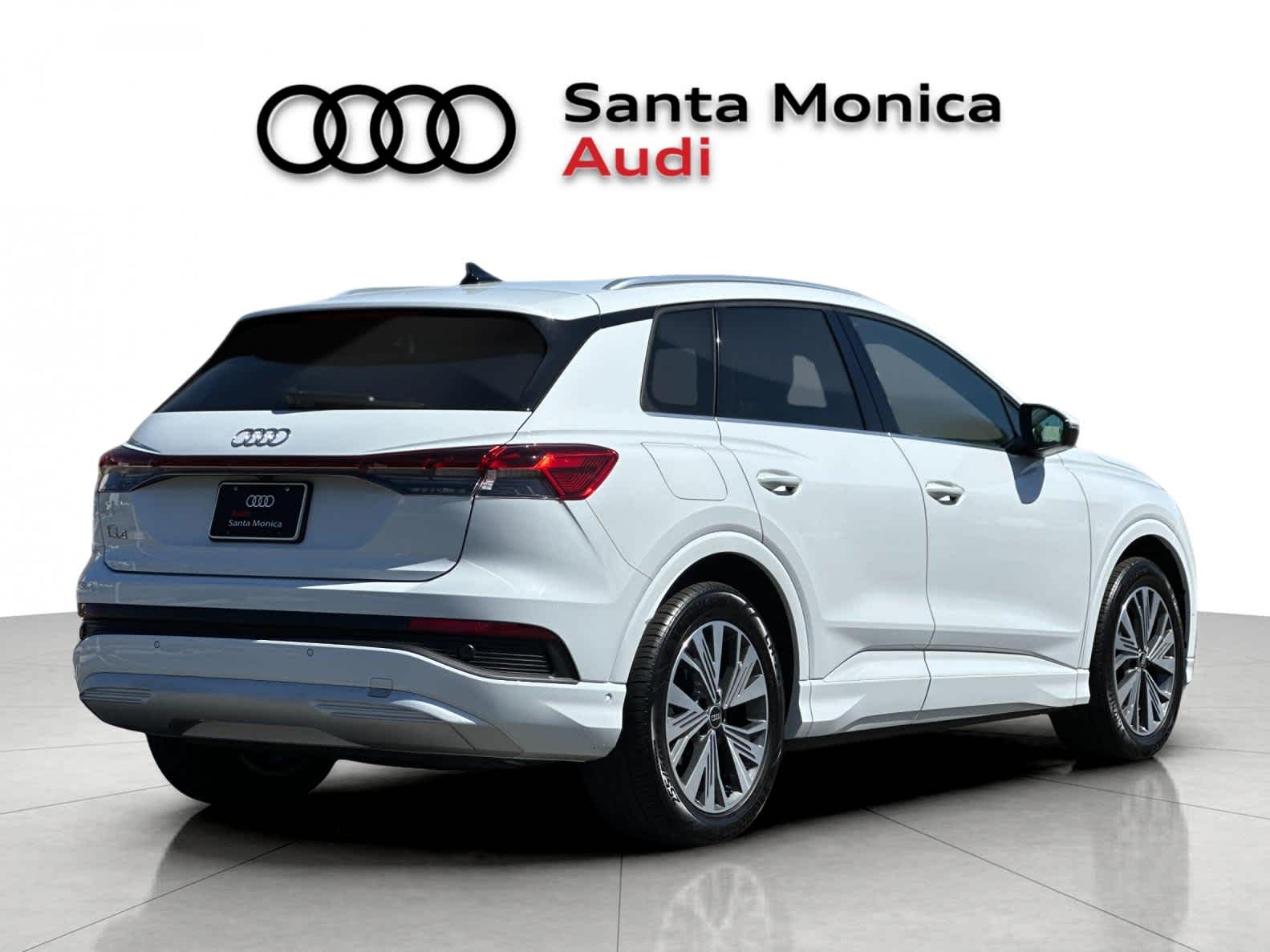 Thumbnail: 2023 Audi Q4 e-tron - 2