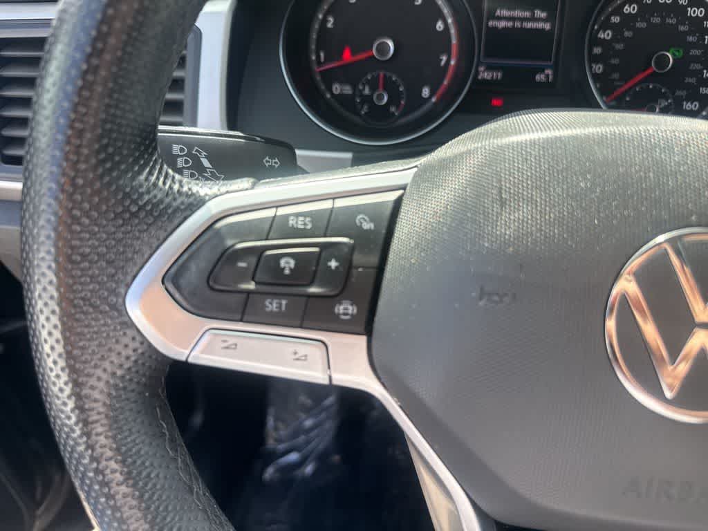 Thumbnail: 2021 Volkswagen Atlas - 23