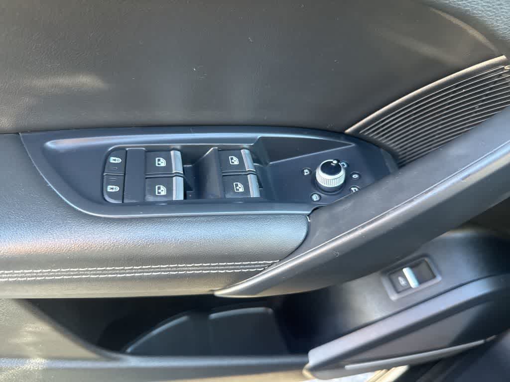 Thumbnail: 2022 Audi Q5 - 21