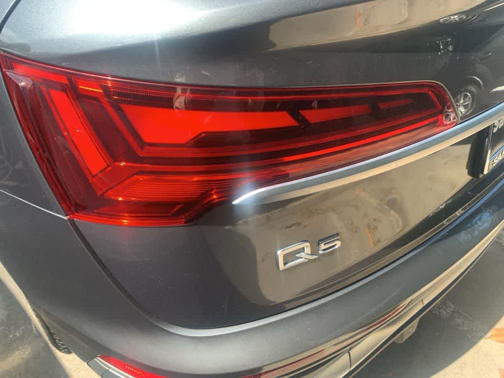 Thumbnail: 2022 Audi Q5 - 29