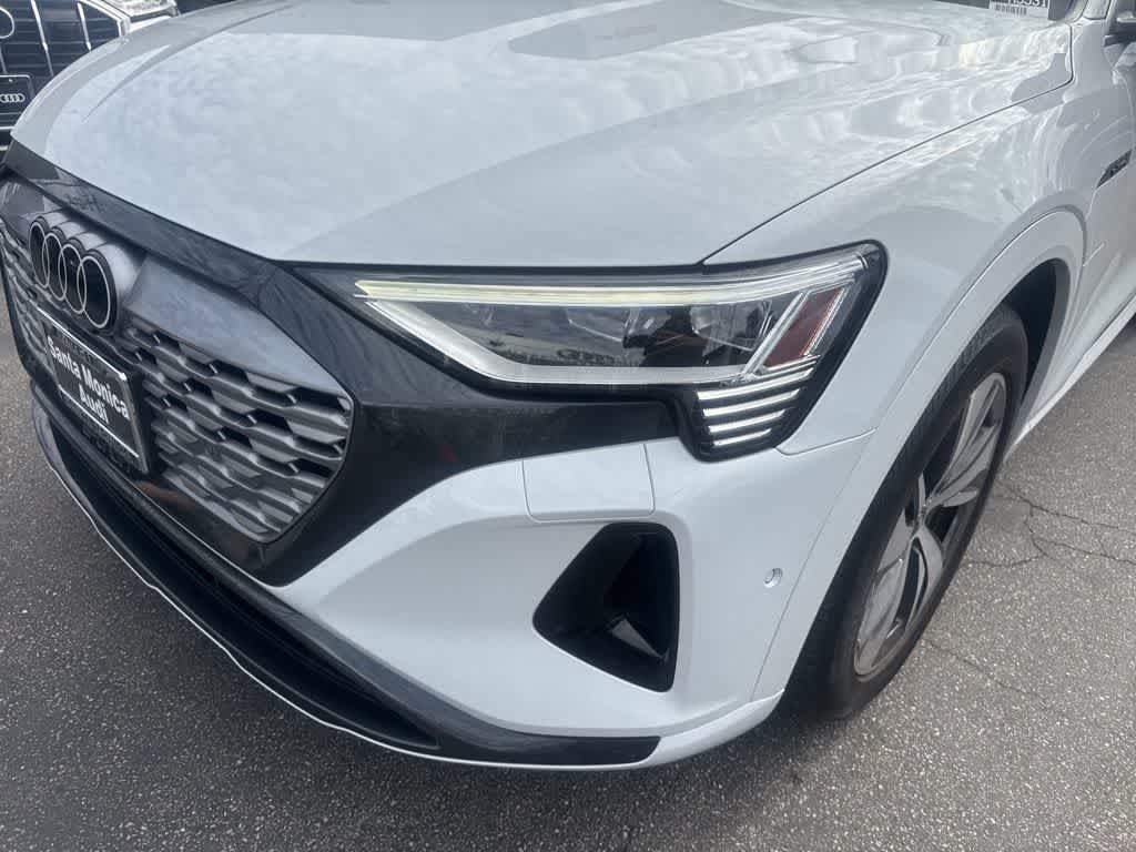 Thumbnail: 2024 Audi Q8 e-tron - 41