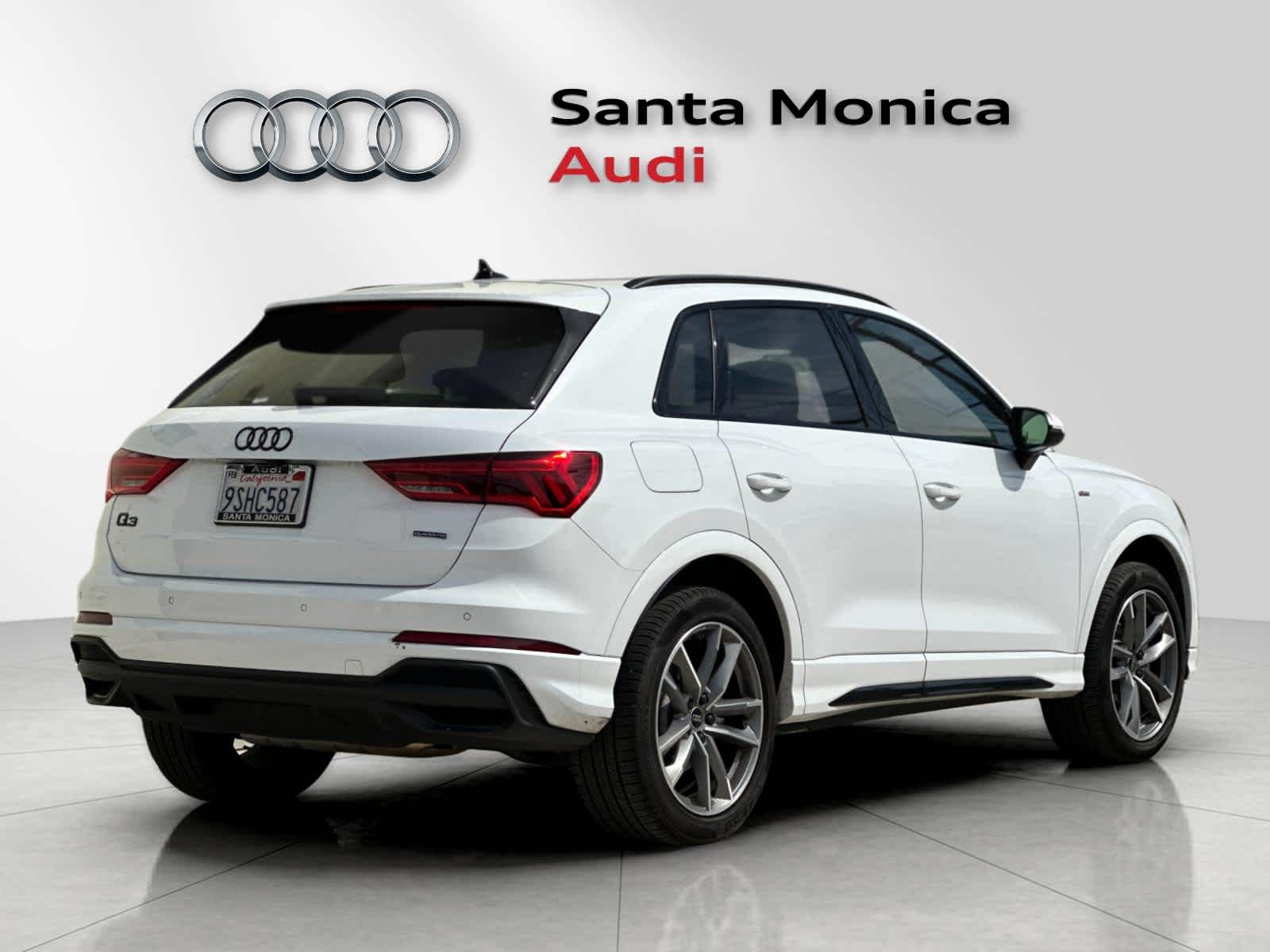 Thumbnail: 2025 Audi Q3 - 2
