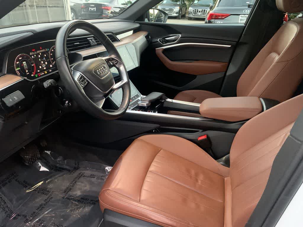 Thumbnail: 2024 Audi Q8 e-tron - 29