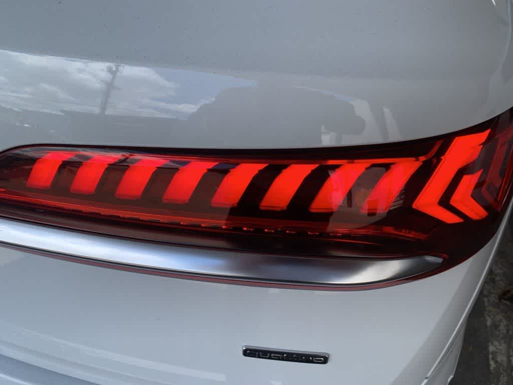 Thumbnail: 2022 Audi Q7 - 28