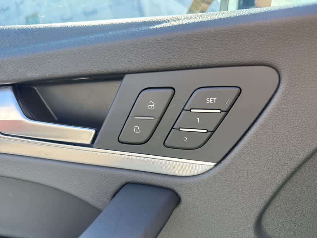 Thumbnail: 2024 Audi Q5 - 21