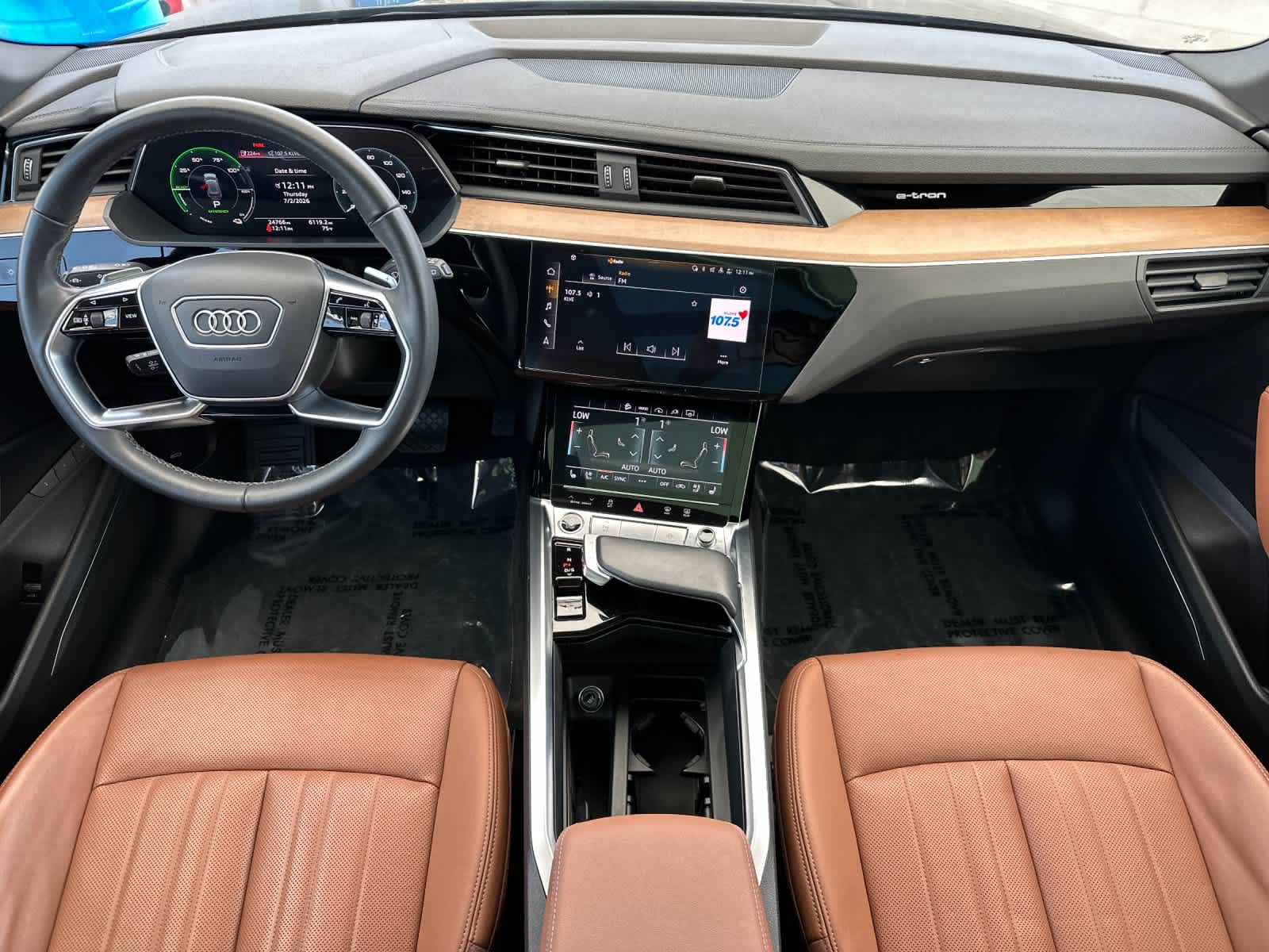 Thumbnail: 2024 Audi Q8 e-tron - 2