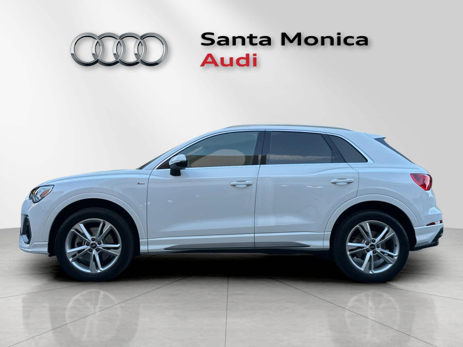 Thumbnail: 2023 Audi Q3 - 5