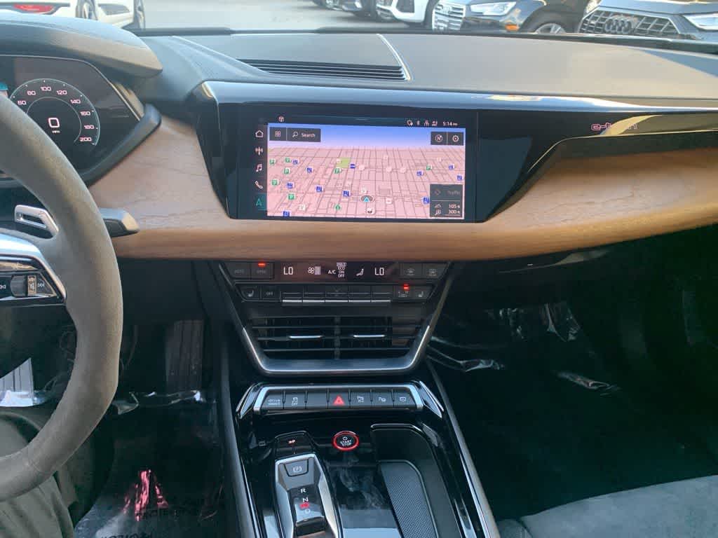 Thumbnail: 2023 Audi e-tron GT - 26