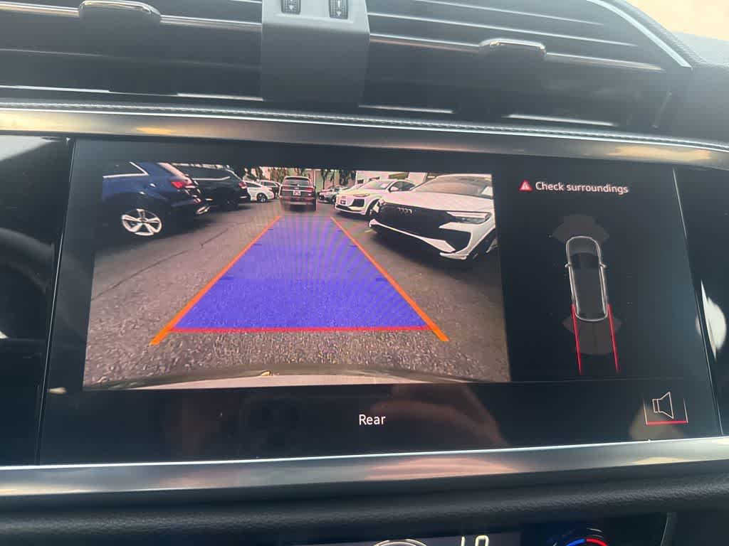 Thumbnail: 2024 Audi Q3 - 23