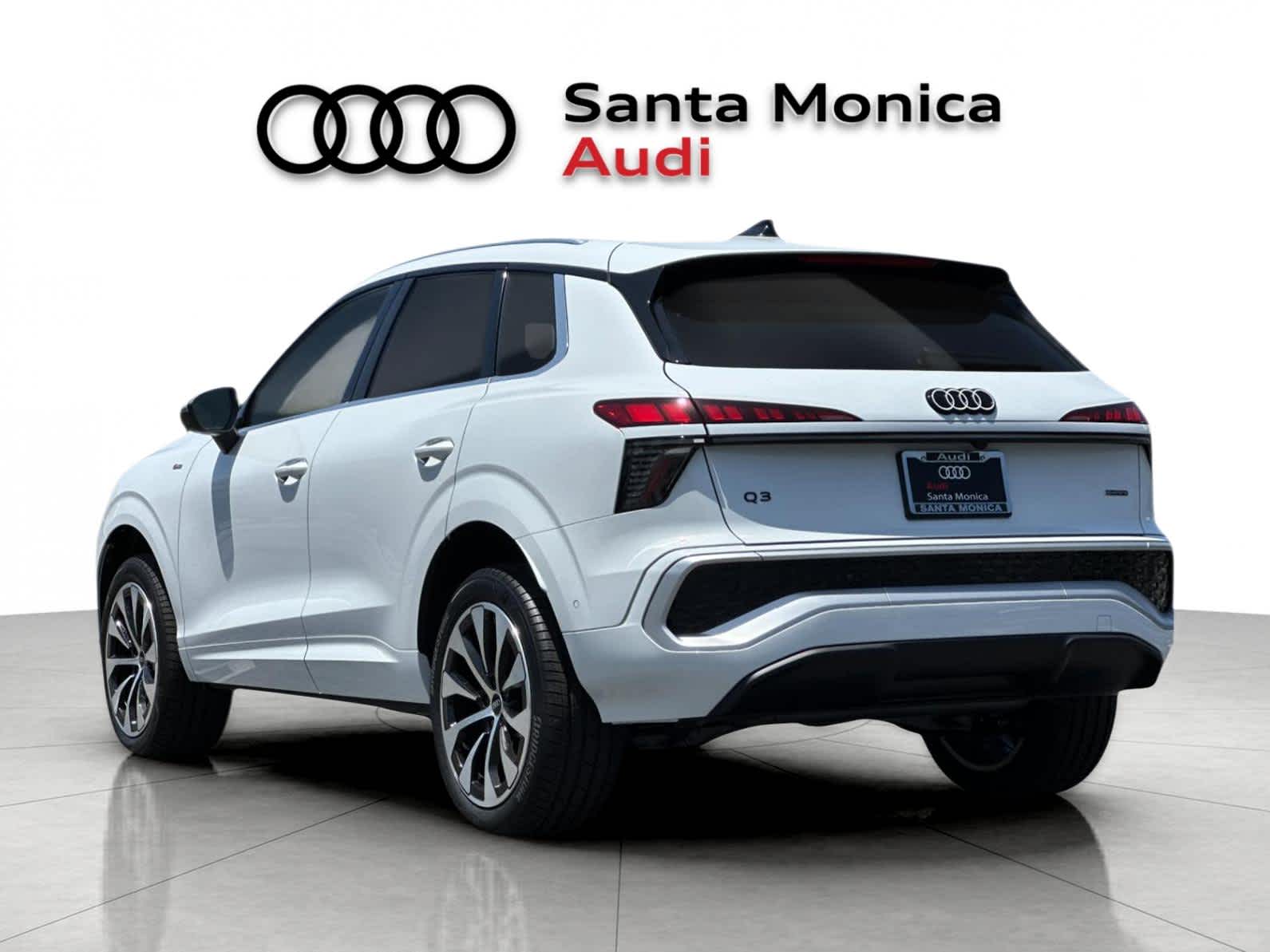 Thumbnail: 2026 Audi Q3 - 4
