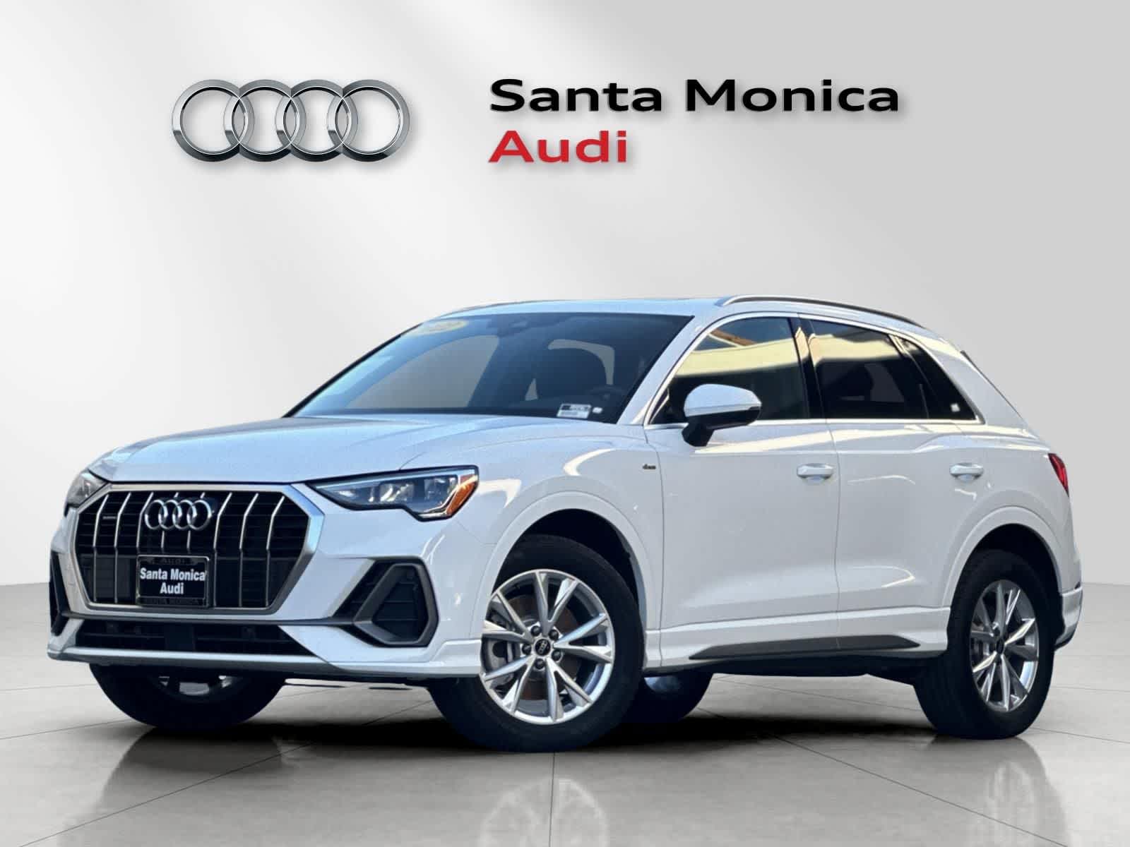 Thumbnail: 2022 Audi Q3 - 1